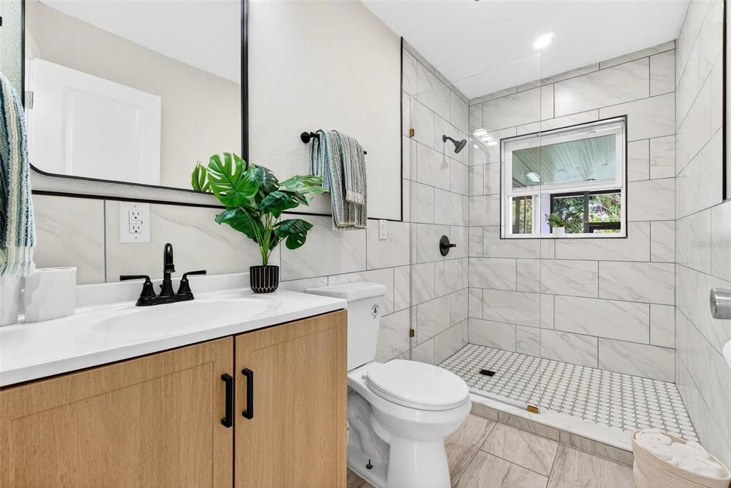 待售: $439,900 (3 贝兹, 2 浴室, 1566 平方英尺)