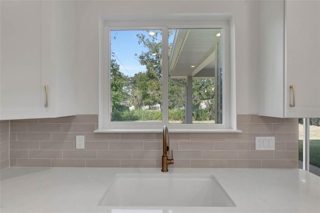 For Sale: $660,000 (4 beds, 2 baths, 2448 Square Feet)