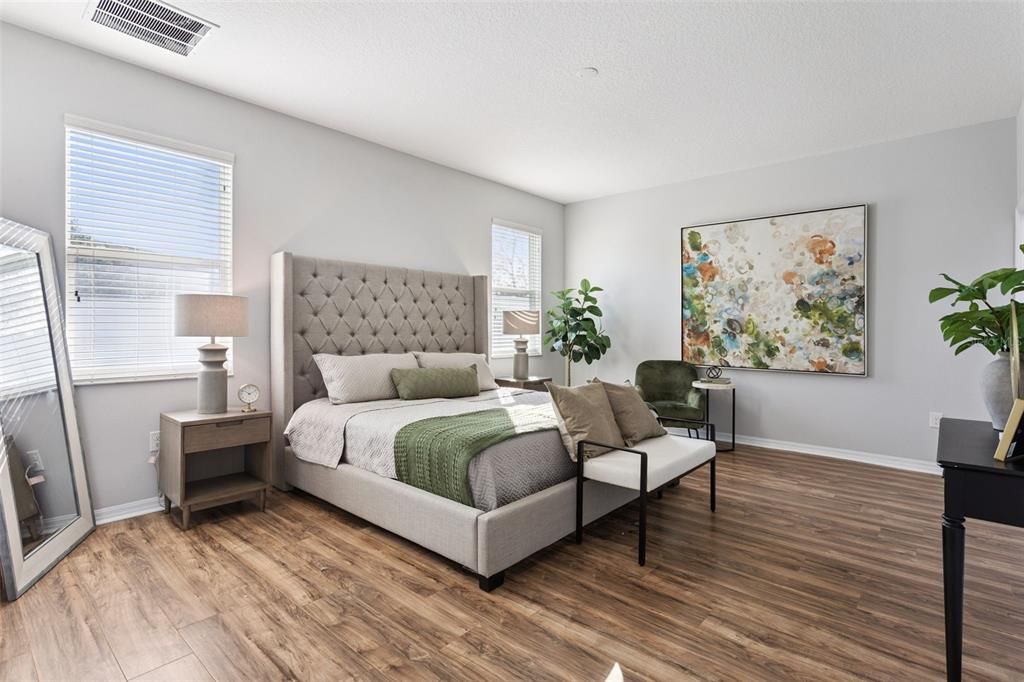 For Sale: $600,000 (5 beds, 3 baths, 3164 Square Feet)