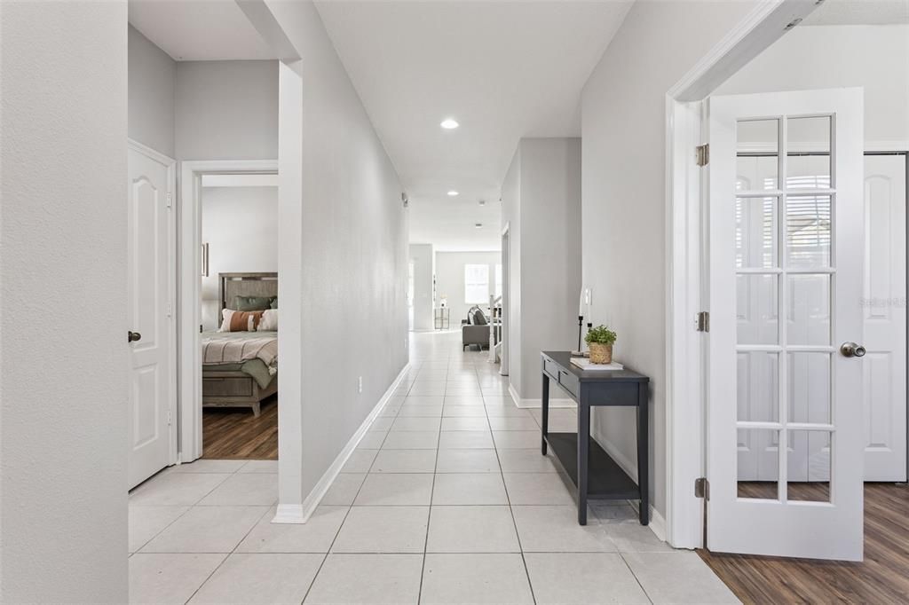 For Sale: $600,000 (5 beds, 3 baths, 3164 Square Feet)