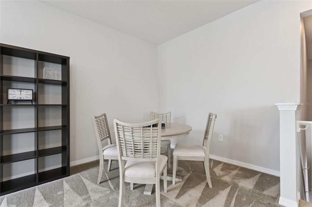 For Sale: $600,000 (5 beds, 3 baths, 3164 Square Feet)