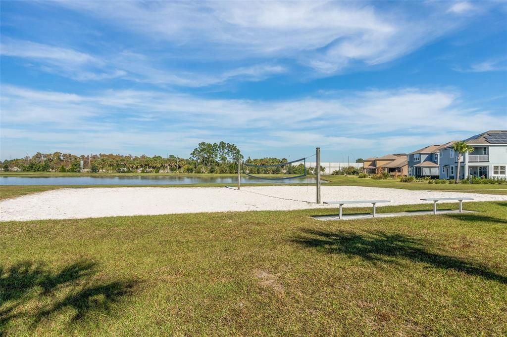 For Sale: $600,000 (5 beds, 3 baths, 3164 Square Feet)