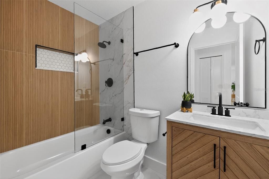 For Sale: $499,900 (4 beds, 2 baths, 1576 Square Feet)