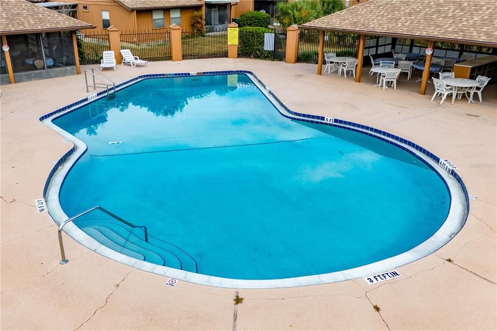 Active With Contract: $125,000 (2 beds, 2 baths, 924 Square Feet)