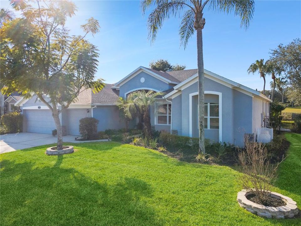 En Venta: $649,000 (5 camas, 3 baños, 3058 Pies cuadrados)