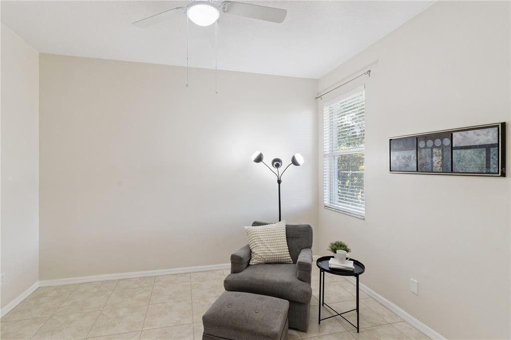 En Venta: $649,000 (5 camas, 3 baños, 3058 Pies cuadrados)