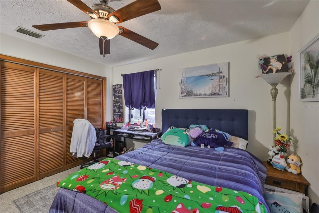 На продажу: $475,000 (3 спален, 2 ванн, 2010 Квадратных фут)