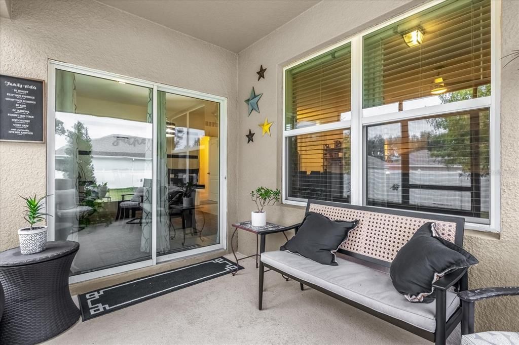 For Sale: $380,000 (3 beds, 2 baths, 1651 Square Feet)