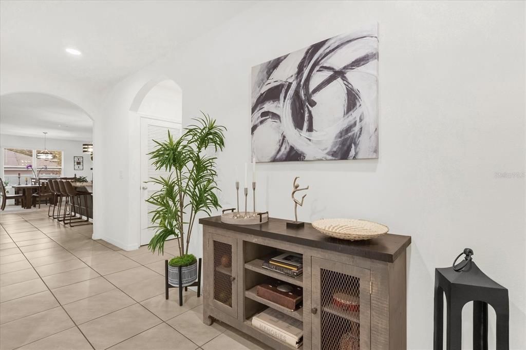 For Sale: $380,000 (3 beds, 2 baths, 1651 Square Feet)