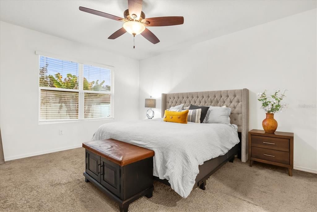 For Sale: $380,000 (3 beds, 2 baths, 1651 Square Feet)