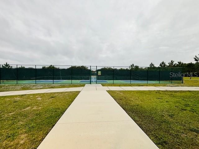 For Sale: $380,000 (3 beds, 2 baths, 1651 Square Feet)