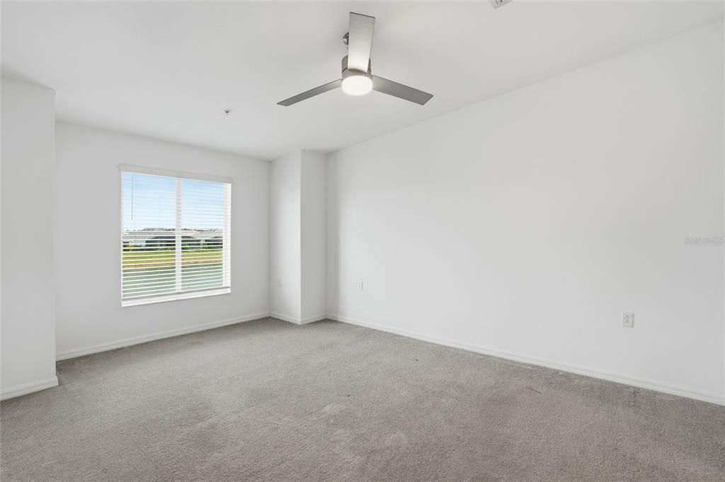 На продажу: $329,000 (2 спален, 2 ванн, 1422 Квадратных фут)