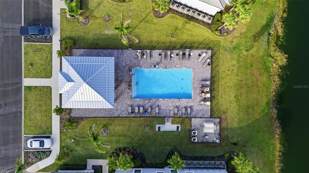 На продажу: $329,000 (2 спален, 2 ванн, 1422 Квадратных фут)