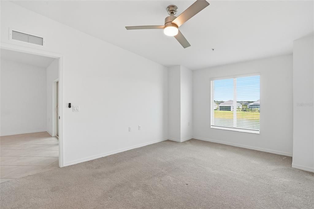 На продажу: $329,000 (2 спален, 2 ванн, 1422 Квадратных фут)