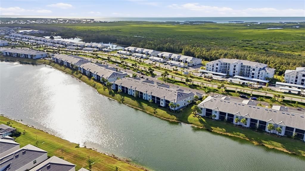 На продажу: $329,000 (2 спален, 2 ванн, 1422 Квадратных фут)