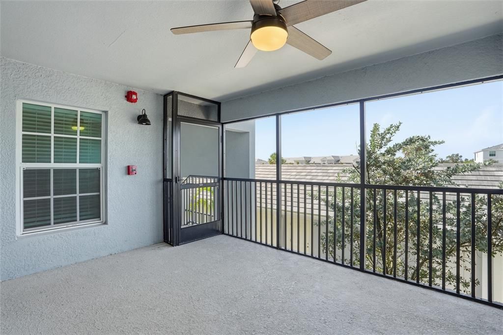 На продажу: $329,000 (2 спален, 2 ванн, 1422 Квадратных фут)