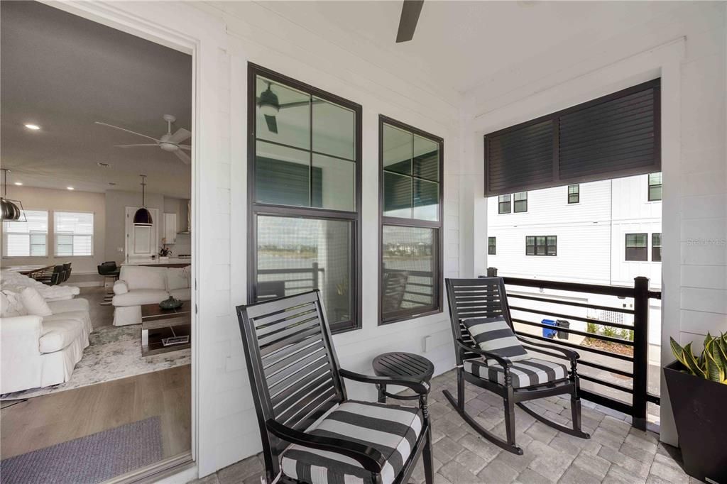 For Sale: $999,000 (3 beds, 3 baths, 2387 Square Feet)