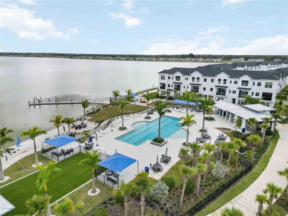 For Sale: $999,000 (3 beds, 3 baths, 2387 Square Feet)