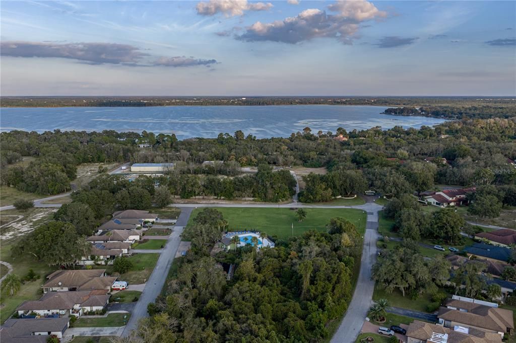 На продажу: $525,000 (4 спален, 3 ванн, 3961 Квадратных фут)