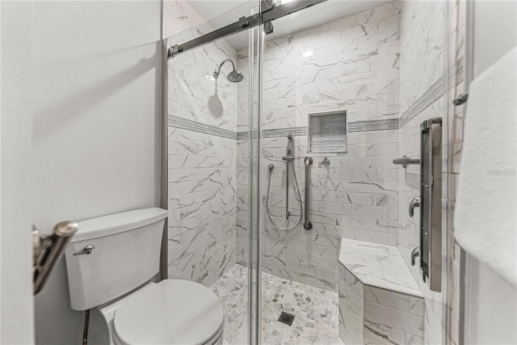 На продажу: $525,000 (4 спален, 3 ванн, 3961 Квадратных фут)