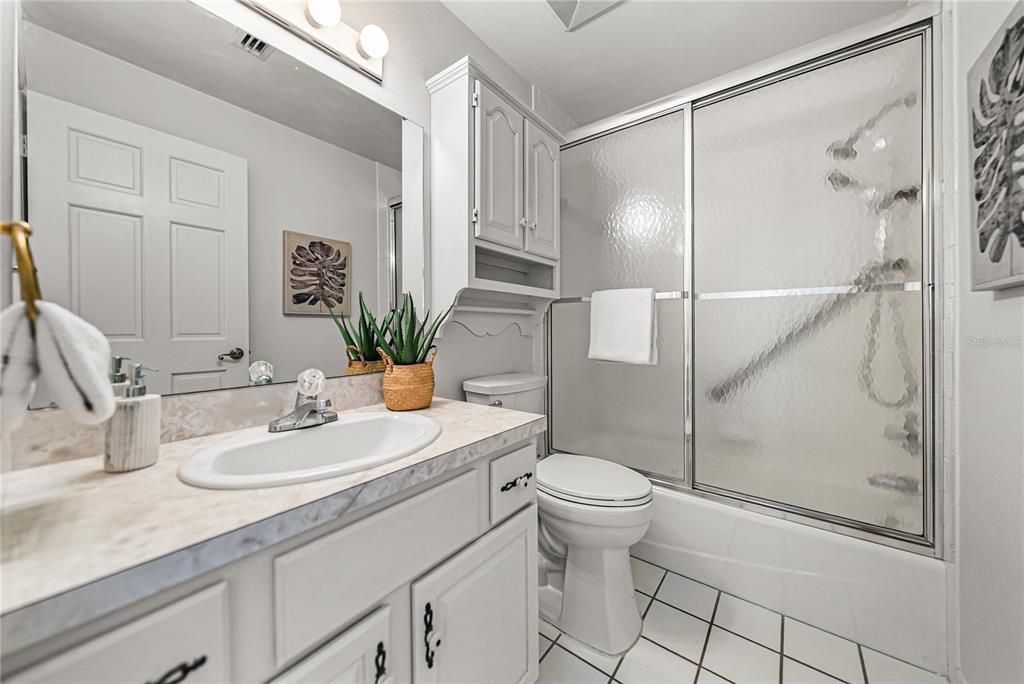 На продажу: $525,000 (4 спален, 3 ванн, 3961 Квадратных фут)