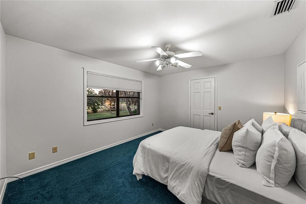 На продажу: $525,000 (4 спален, 3 ванн, 3961 Квадратных фут)