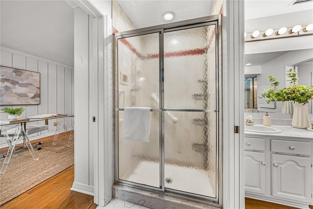 На продажу: $525,000 (4 спален, 3 ванн, 3961 Квадратных фут)