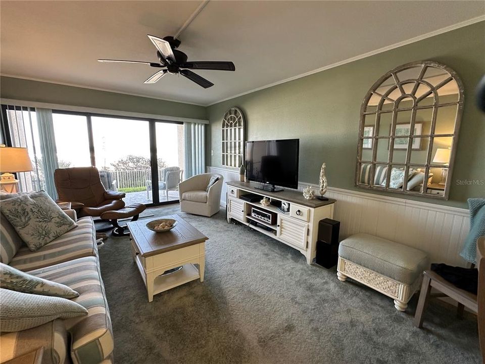 En Venta: $349,900 (1 camas, 1 baños, 871 Pies cuadrados)