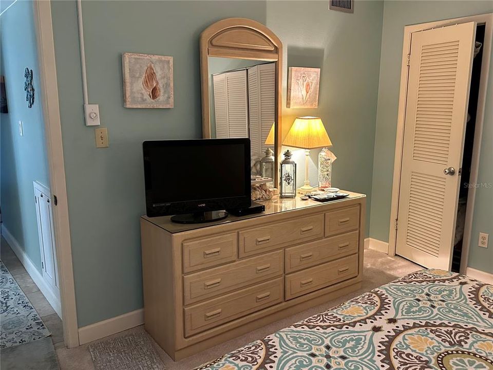 En Venta: $349,900 (1 camas, 1 baños, 871 Pies cuadrados)