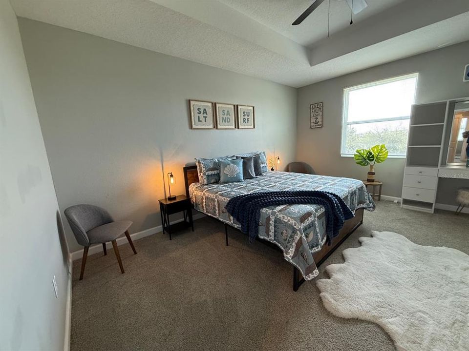 На продажу: $350,000 (3 спален, 2 ванн, 1674 Квадратных фут)