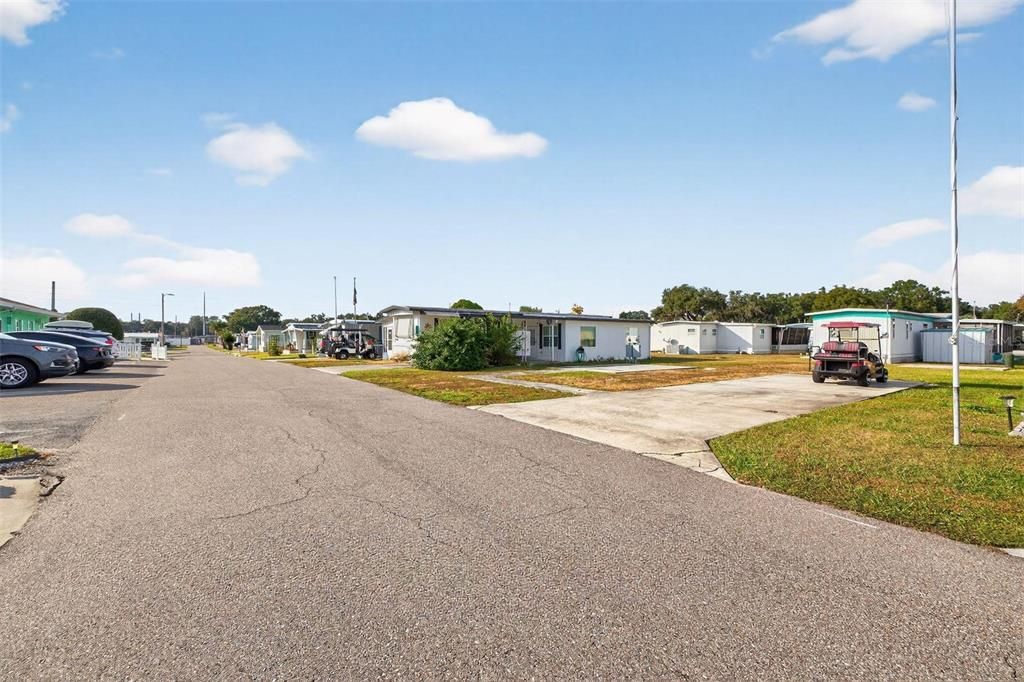 На продажу: $16,500 (0.08 acres)