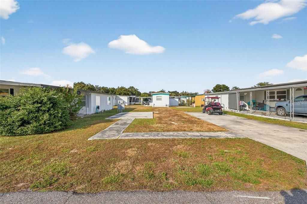 На продажу: $16,500 (0.08 acres)