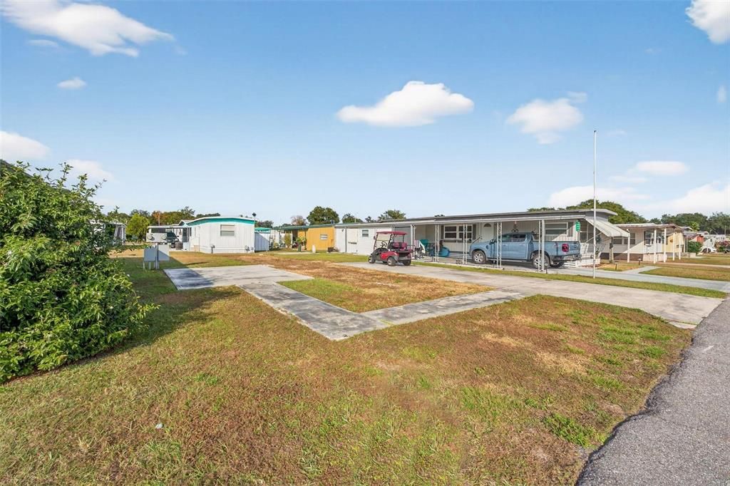 На продажу: $16,500 (0.08 acres)