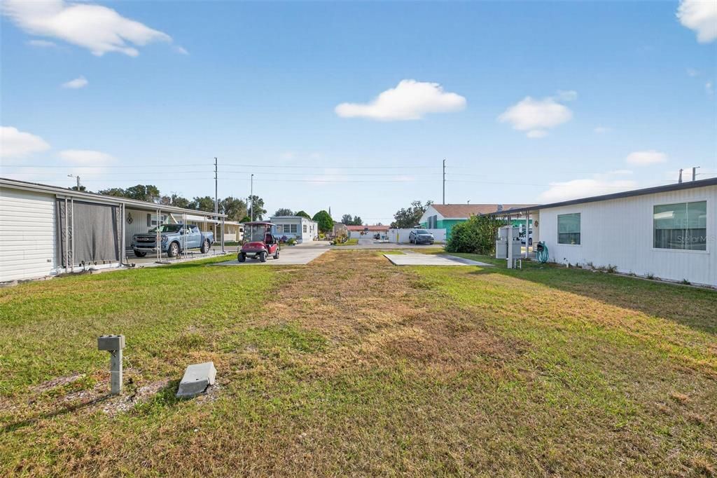 На продажу: $16,500 (0.08 acres)