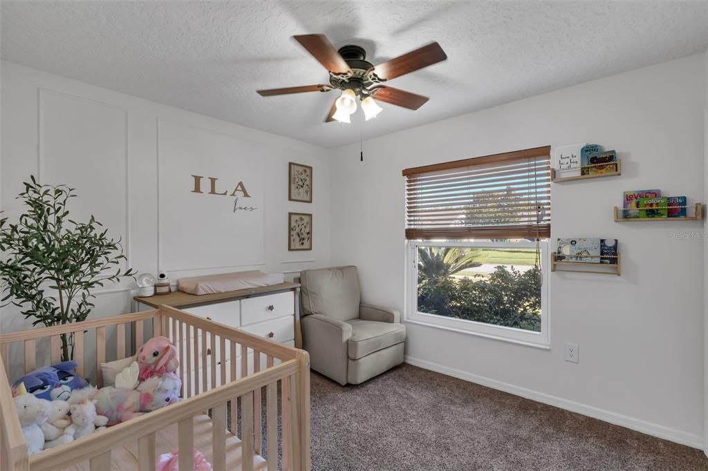 For Sale: $350,000 (3 beds, 2 baths, 1032 Square Feet)