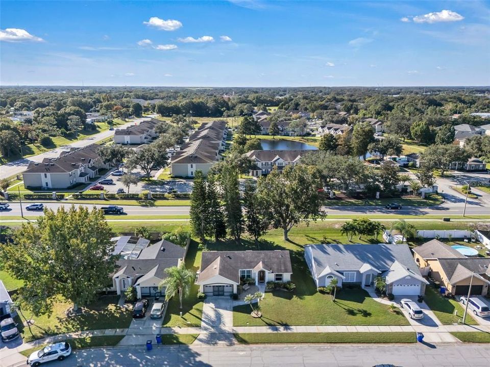 For Sale: $350,000 (3 beds, 2 baths, 1032 Square Feet)