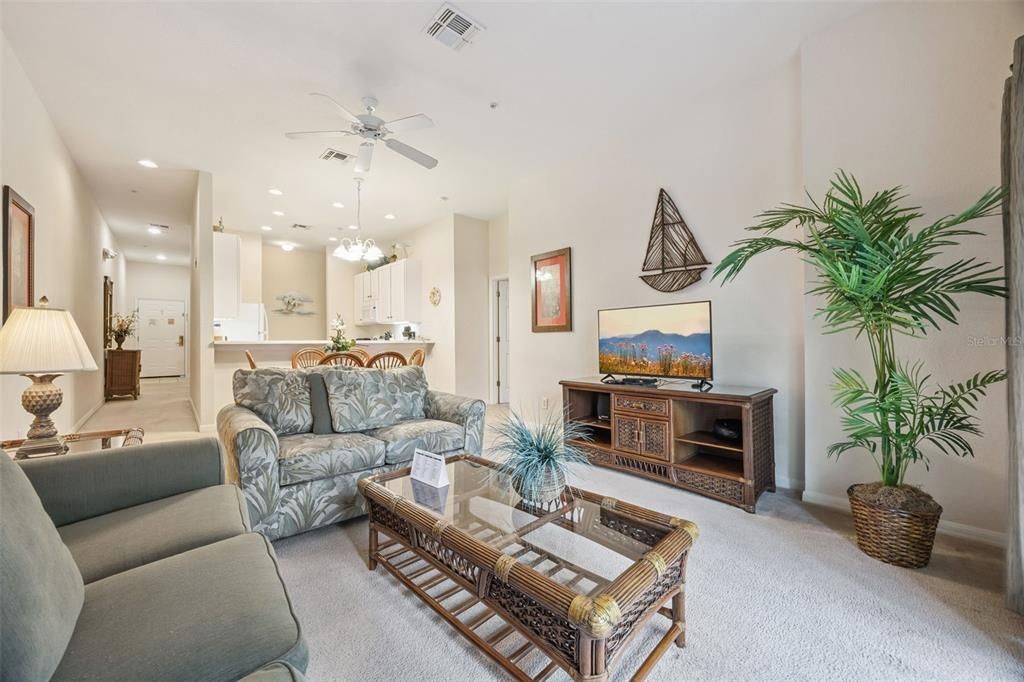 For Sale: $198,900 (3 beds, 2 baths, 1227 Square Feet)