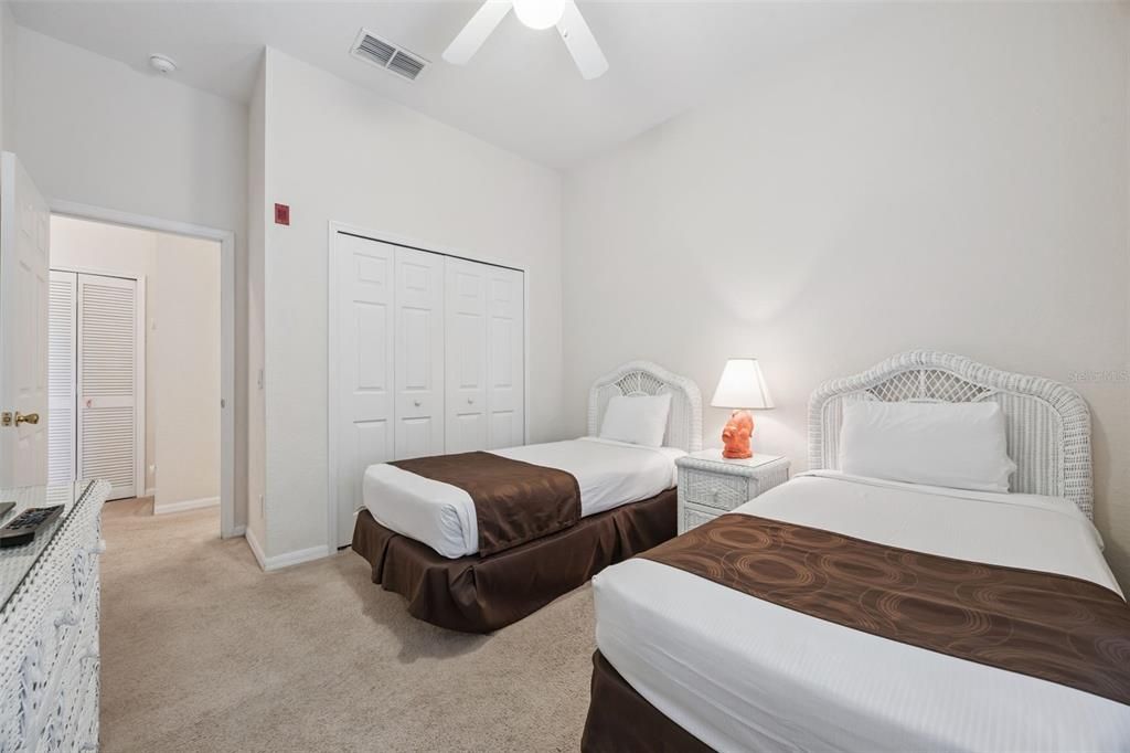 For Sale: $198,900 (3 beds, 2 baths, 1227 Square Feet)