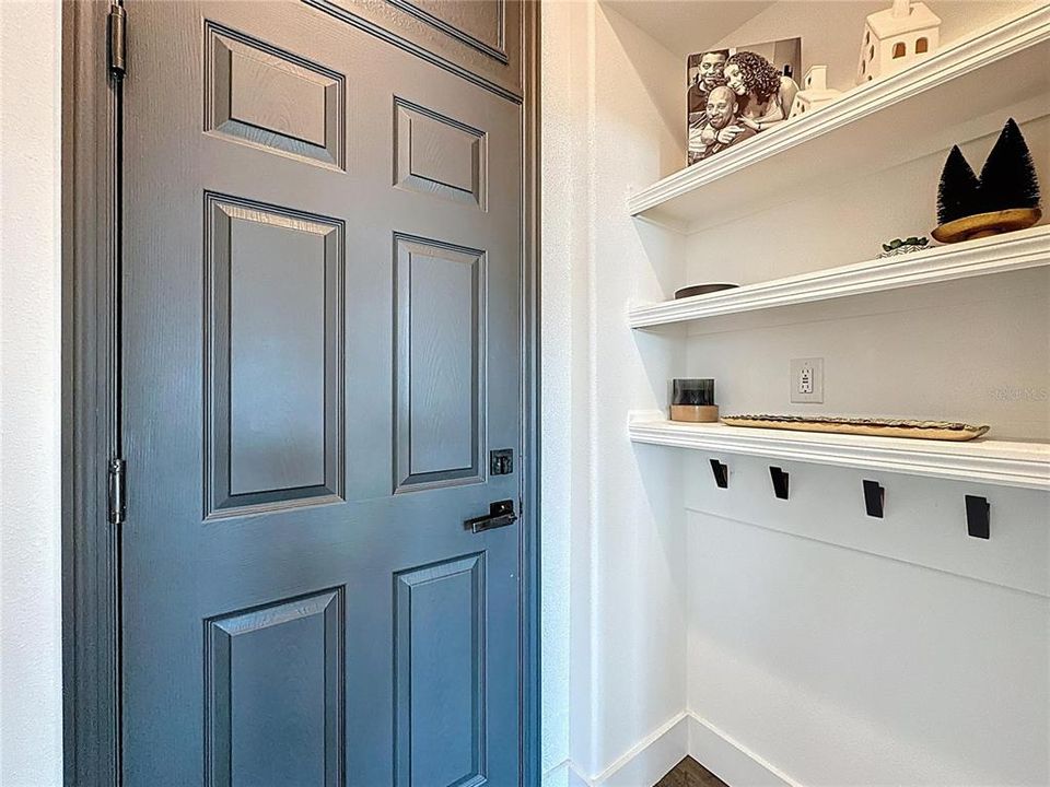 For Sale: $529,900 (4 beds, 2 baths, 2529 Square Feet)