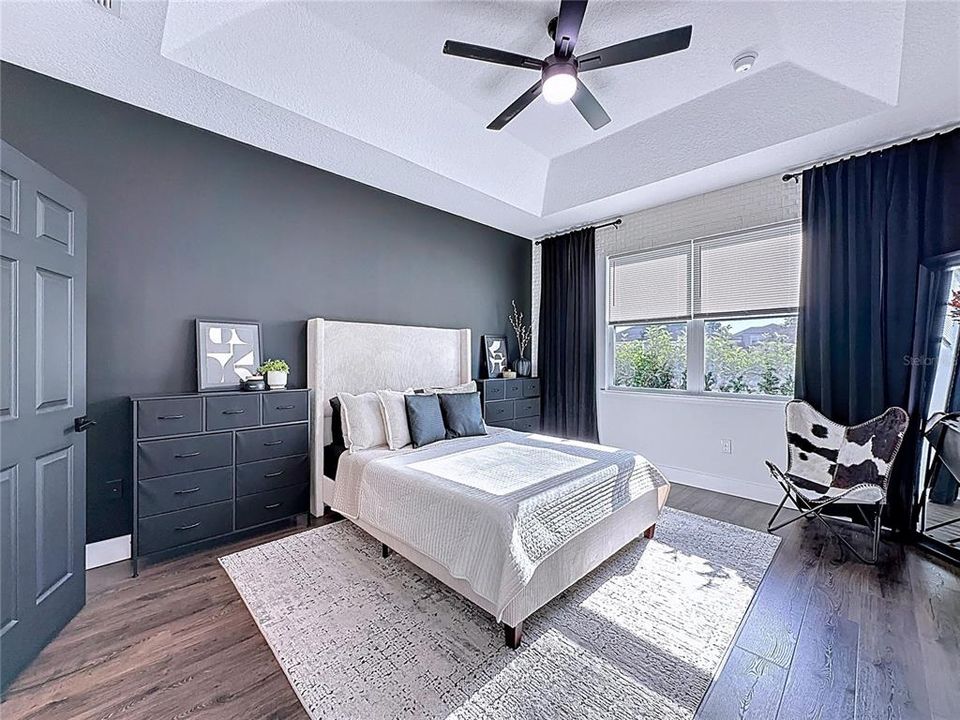 For Sale: $529,900 (4 beds, 2 baths, 2529 Square Feet)