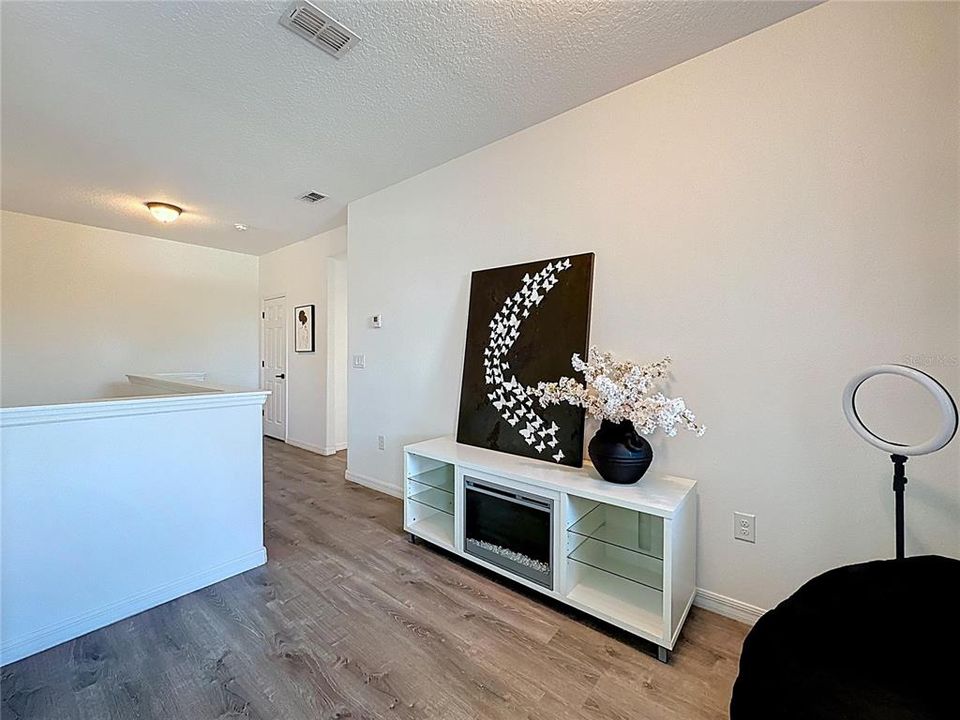 For Sale: $529,900 (4 beds, 2 baths, 2529 Square Feet)