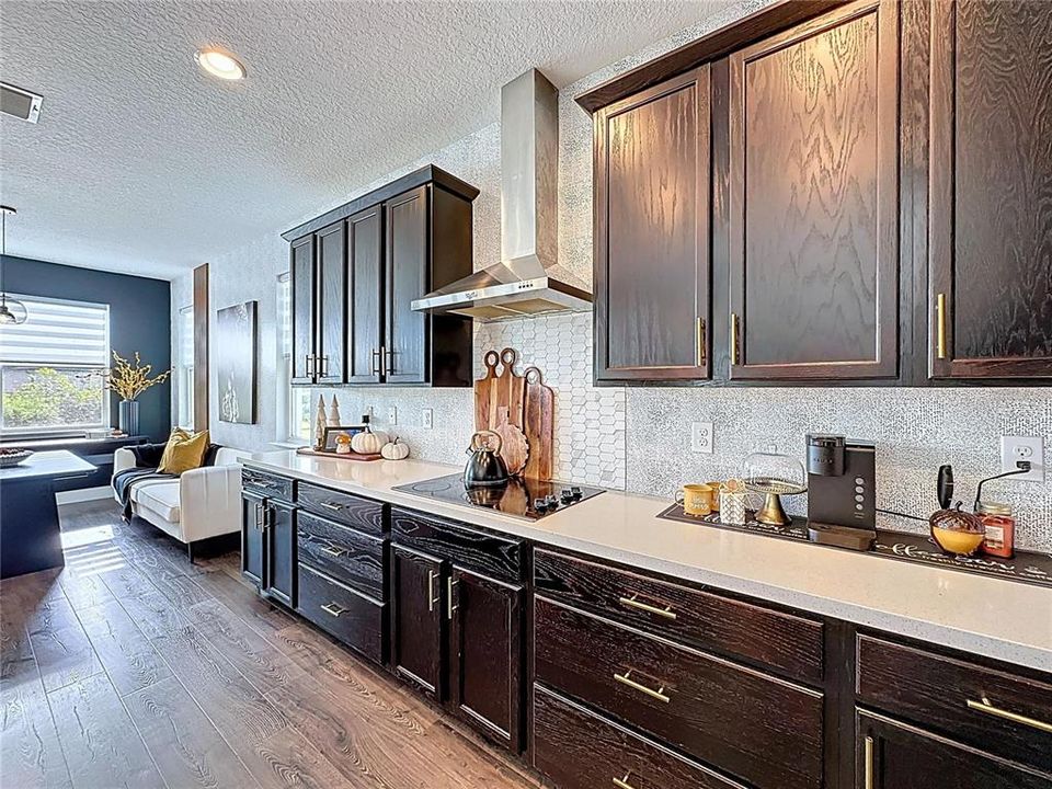 For Sale: $529,900 (4 beds, 2 baths, 2529 Square Feet)