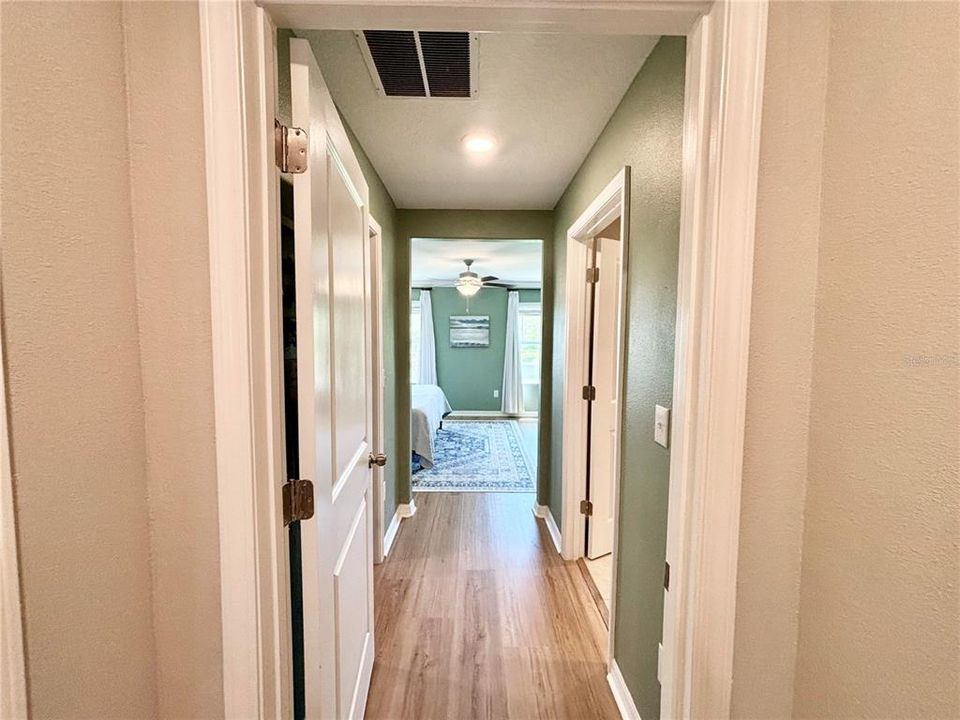 For Sale: $319,000 (2 beds, 2 baths, 1513 Square Feet)