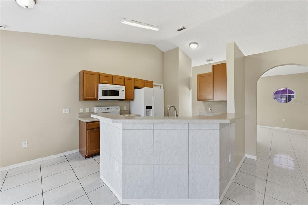 For Sale: $264,900 (3 beds, 2 baths, 1704 Square Feet)