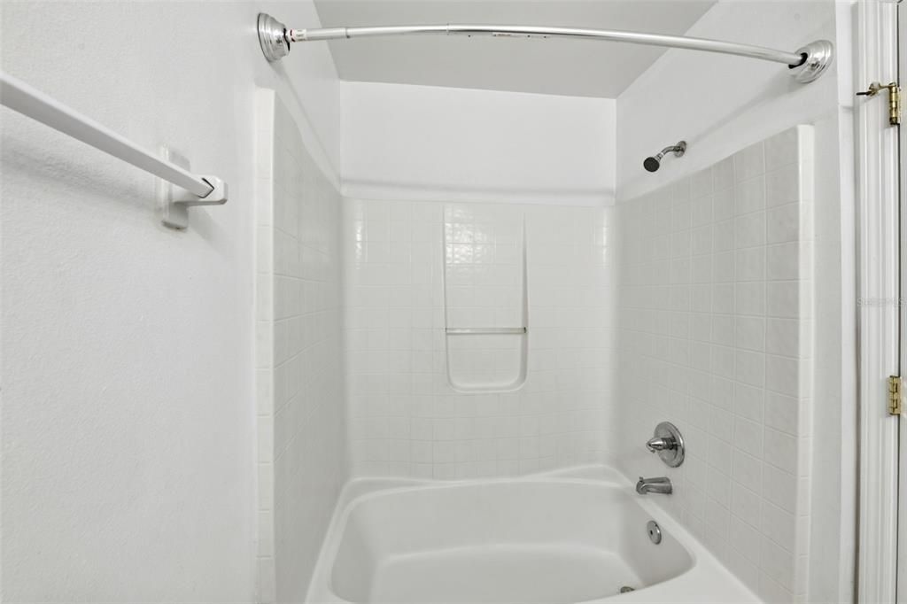 For Sale: $264,900 (3 beds, 2 baths, 1704 Square Feet)