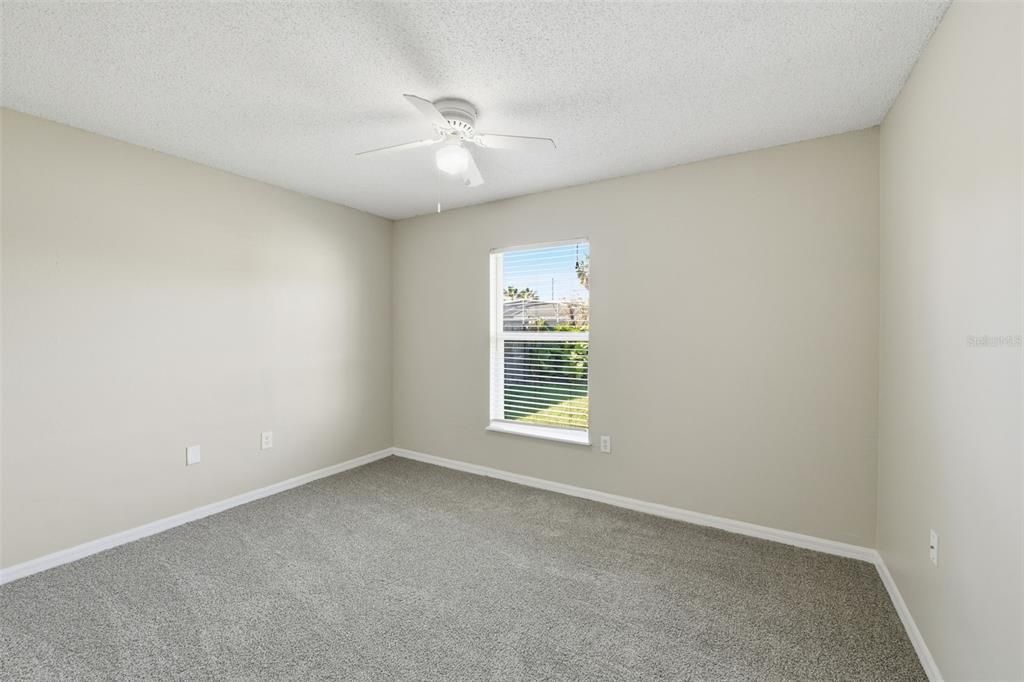 For Sale: $264,900 (3 beds, 2 baths, 1704 Square Feet)