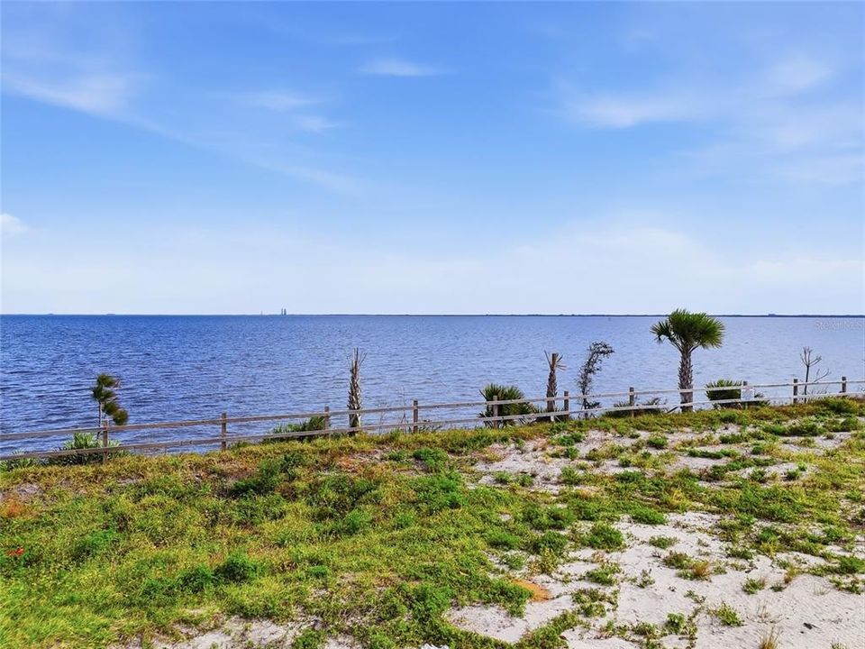 En Venta: $799,000 (0.30 acres)