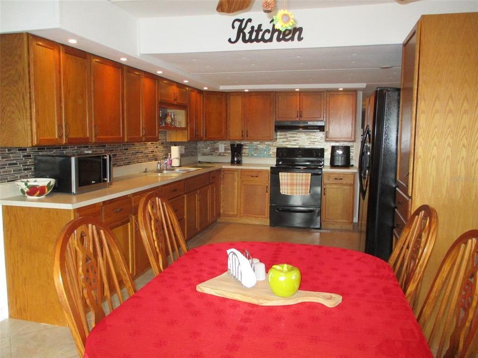 En Venta: $135,000 (3 camas, 1 baños, 925 Pies cuadrados)