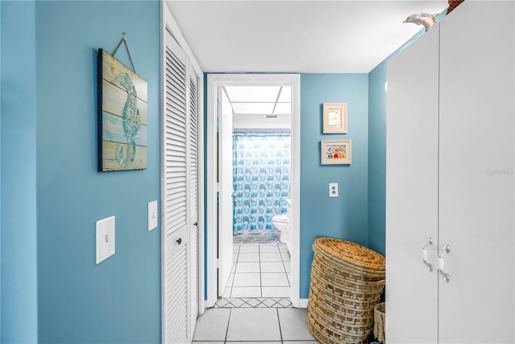 待售: $147,500 (1 贝兹, 1 浴室, 738 平方英尺)