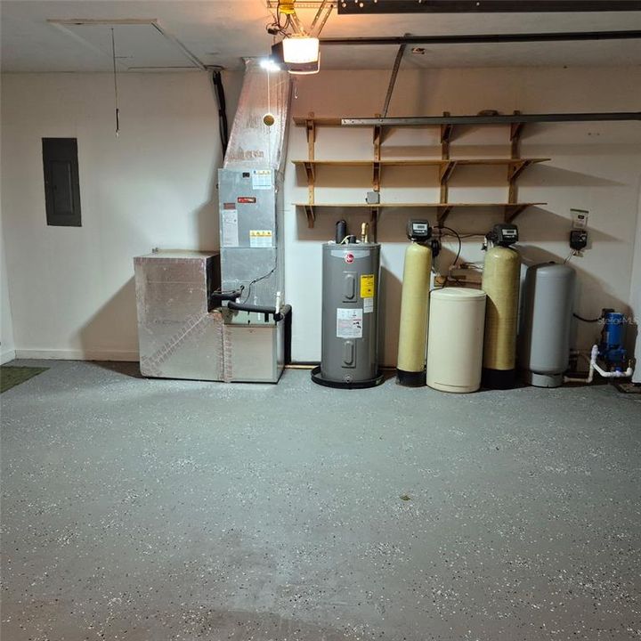 For Sale: $312,500 (3 beds, 1 baths, 1323 Square Feet)